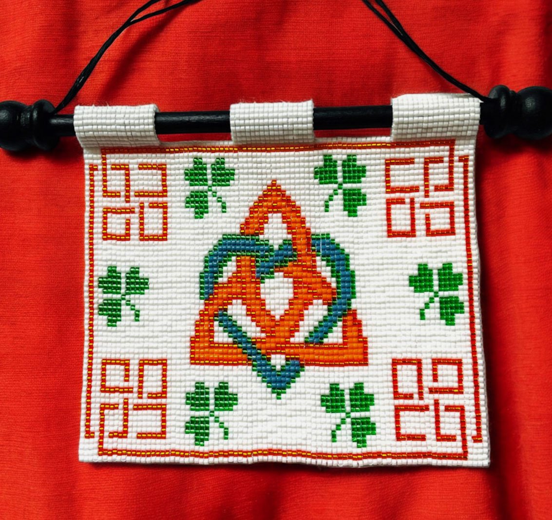 Trinity Knot Heart Loom Pattern - Image 2